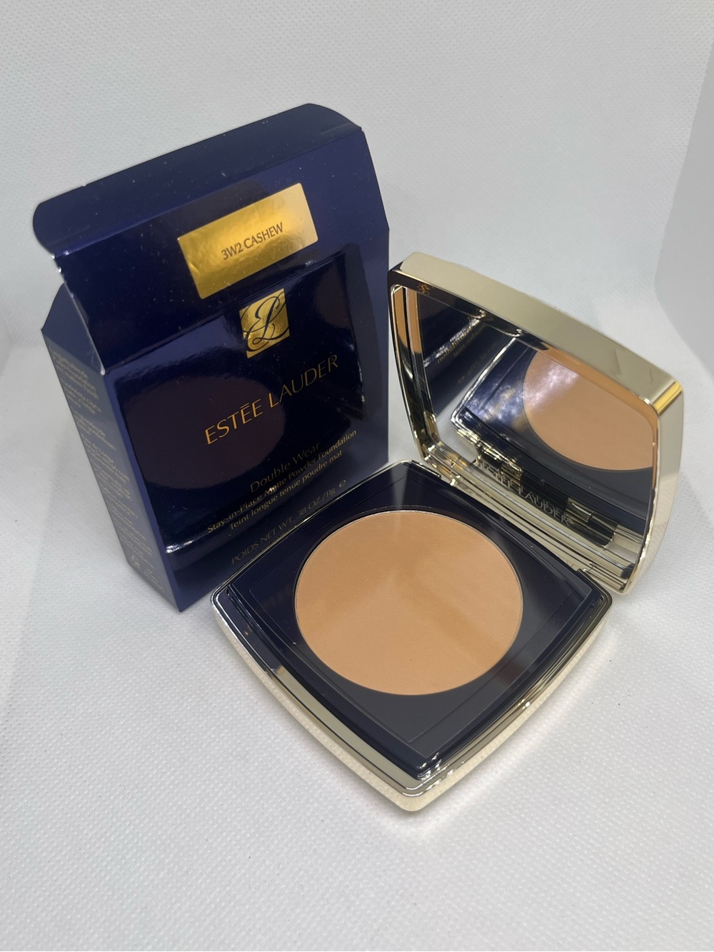 New 3W2 CASHEW ESTEE LAUDER Double Wear Stay in Place powder